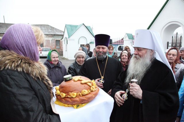 В Казанском храме города Грязи прошла Божественная литургия