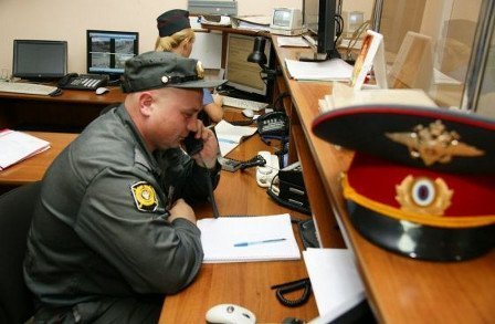 В Грязях  неизвестный похитил 3 тысячи рублей