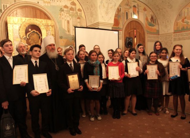 Школьница из Грязинского района стала лауреатом международного литературного конкурса "Лето Господне"