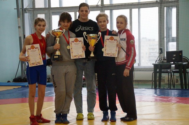 Спортсменка из города Грязи победила в турнире по вольной борьбе в Москве