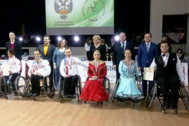 Чемпионат России по танцам на колясках принёс липчанам "бронзу"