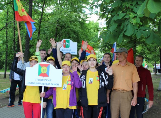 Праздник спорта для грязинских медиков прошёл в Задонске