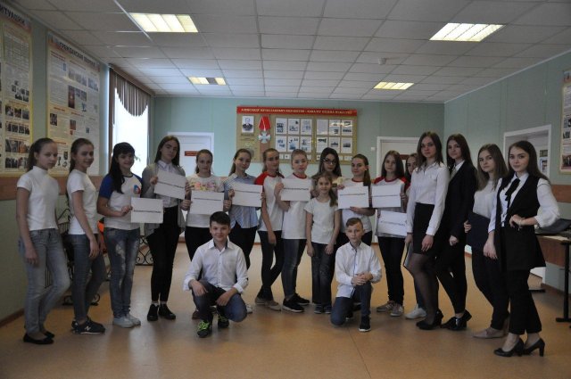 Школа № 4 города Грязи продолжает активную работу в реализации проекта "МолодёжьПротивСпидаиНаркотиков"