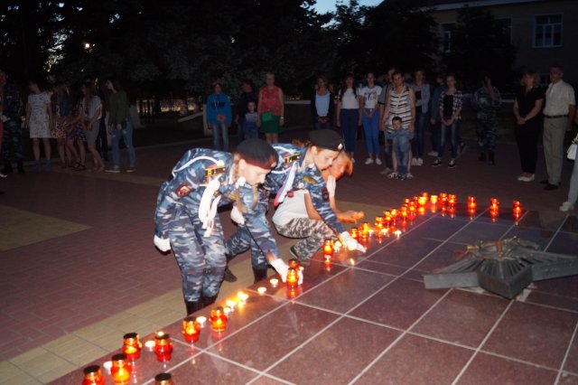 В Грязях прошла акция «Свеча памяти»