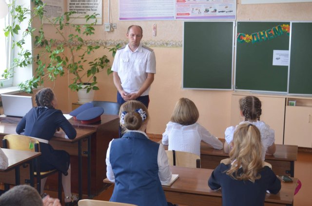 ВПК "РУСИЧ" поздравил всех школьников с Днём знаний