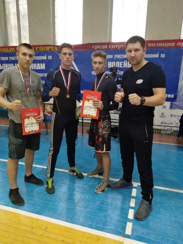 Грязинцы привезли 2 золотые и бронзовую медали с областного турнира по смешанному боевому единоборству ММА