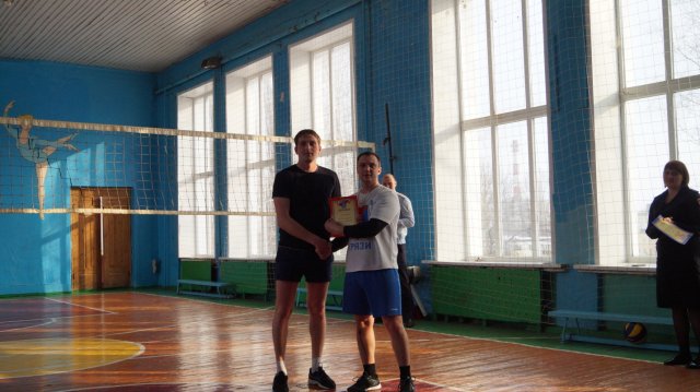 В Грязях прошёл турнир по волейболу среди подразделений ОМВД