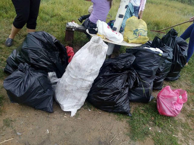 Грязинские добровольцы расчистили берег реки Байгора