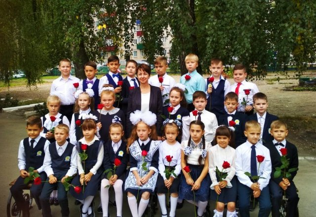 Фотоотчёт: День знаний в школах города Грязи и Грязинского района