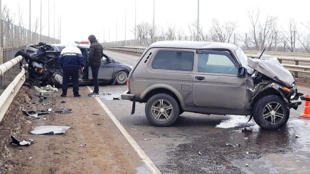 В Грязинском районе при столкновении автомобилей пострадал водитель