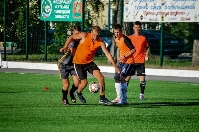 Первый тур «Чемпионата в Грязинском районе по футболу 8X8» - 2 дивизион