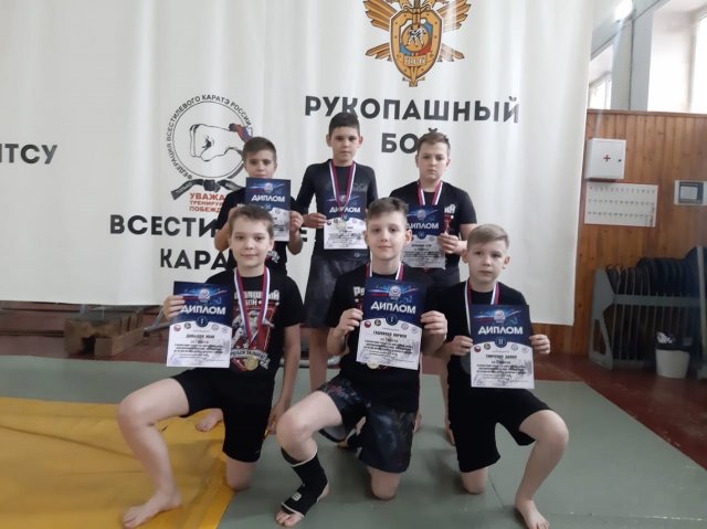 Грязинские спортсмены привезли 10 медалей с областного турнира по дисциплине панкратион