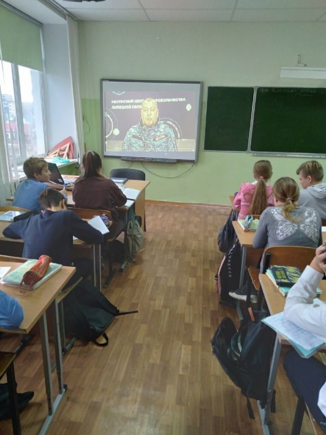 Учащиеся в Грязях посмотрели информационный ролик РОО ДНКД Липецкой области "ПАТРУЛЬ"