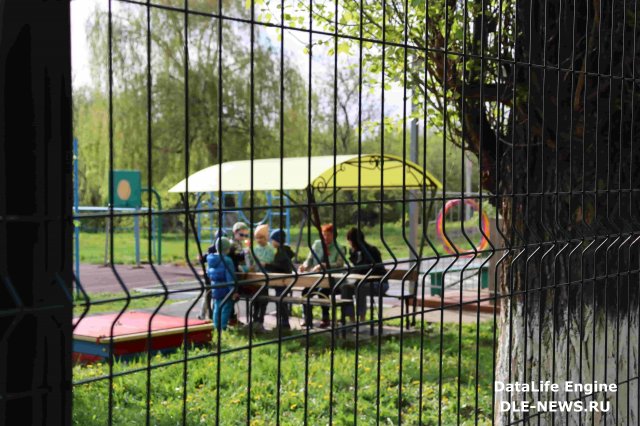 Липецкое предприятие подарило современное ограждение детскому саду на 1,3 млн. рублей